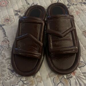 Cool Tibi slides!